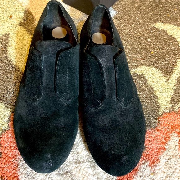 WOMEN’S BLACK SUEDE LOAFERS FLATS SLIP ONS - GUNMETAL BRAND  7 1/2 GUC - Picture 2 of 9